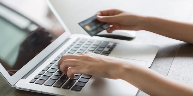 5 Reasons to Buy Credit Cards Online