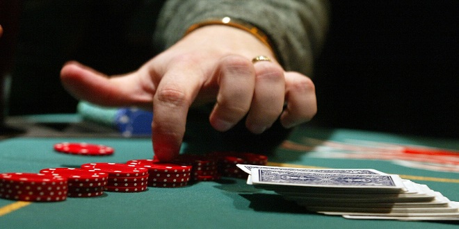 How to Play Online Poker: A Step-by-Step Guide for Beginners